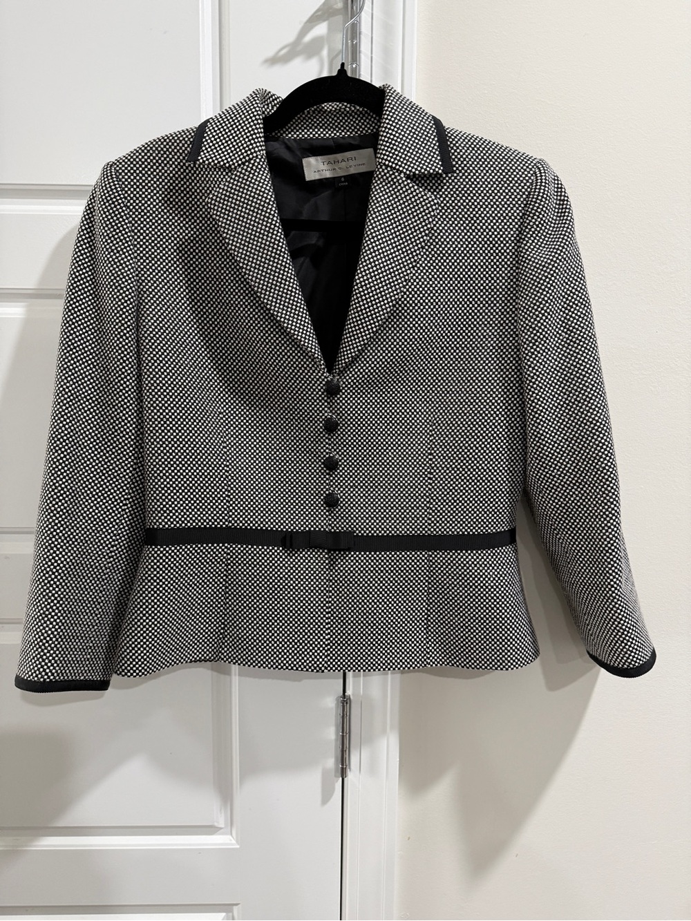 Tahari Cropped Tweed Blazer Bow Trim Sz 6